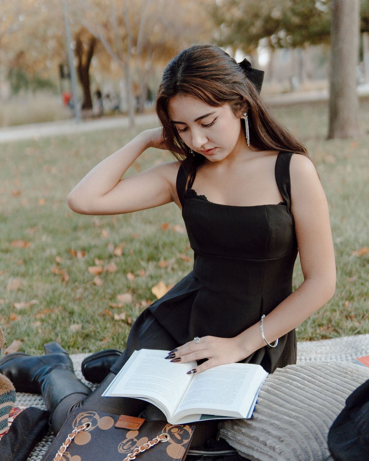 Editorial Old Money & Dark Academy